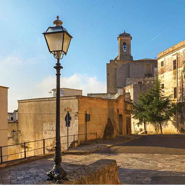 Efficientamento Energetico dell’impianto di pubblica illuminazione del centro storico di Ugento